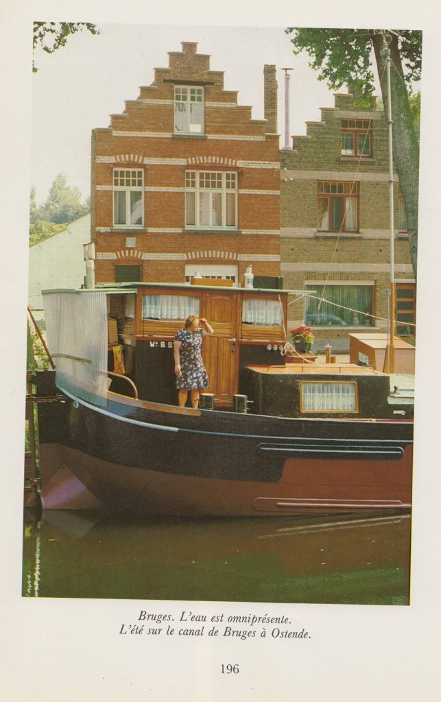Rosalie De Smet aan boord van de Benoni op de Damse Vaart in de jaren '80